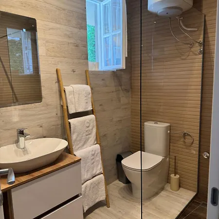 ベッド・アンド・ブレックファスト 