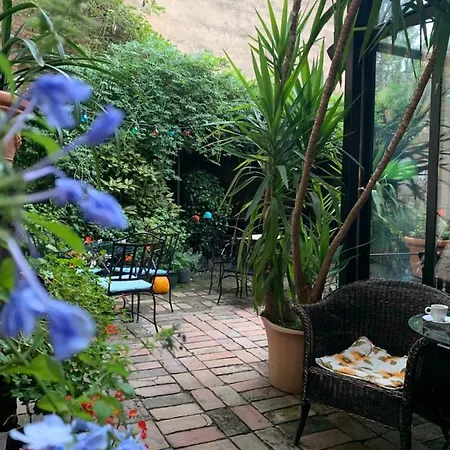 “咖啡 - 咖啡”住宿加早餐旅馆 Kikinda